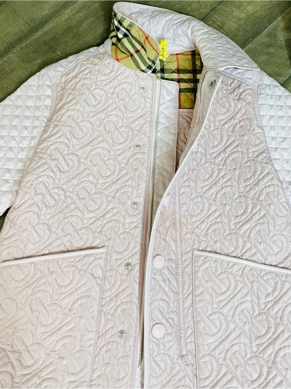 Burberry Kids Pale Pink Thomas Burberry Monogram Quilted Girls Jacket Size 10